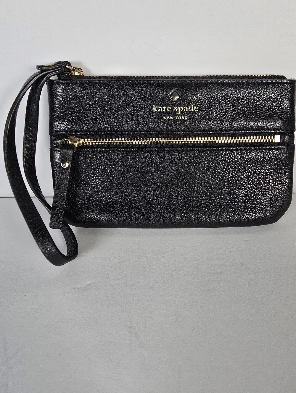 Kate Spade‎ New York Cobble Hill Bee Black Leather Wristlet Gold-Tone Hardware